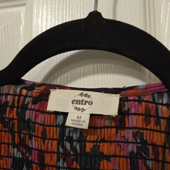 Entro Vibrant Patterned Top - Picture 3 of 11